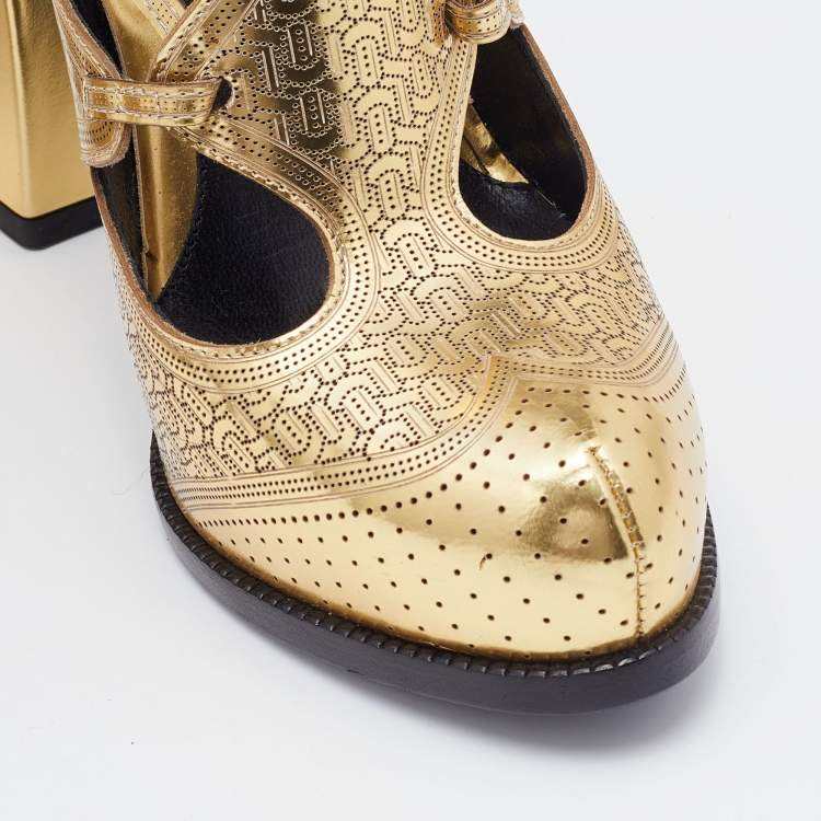 مملوكة مسبقًا Fendi Metallic Gold Perforated Leather Platform Booties Size 38