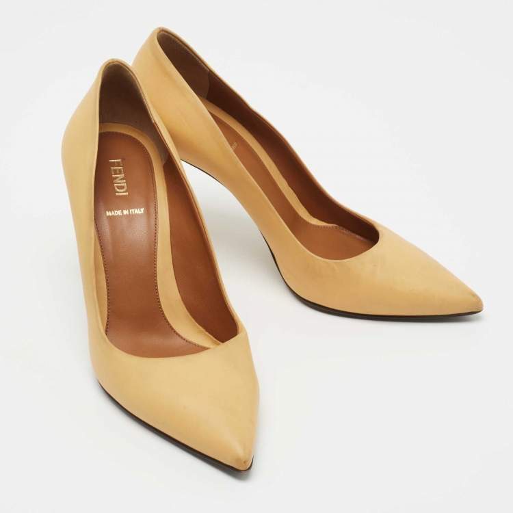Pre Owned Fendi Yellow Leather Pointed Toe Pumps Size 38