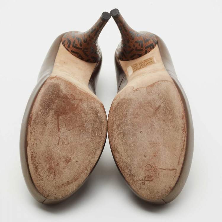 Pre Owned Fendi Metallic Brown Leather Platform FF Pumps Size 38