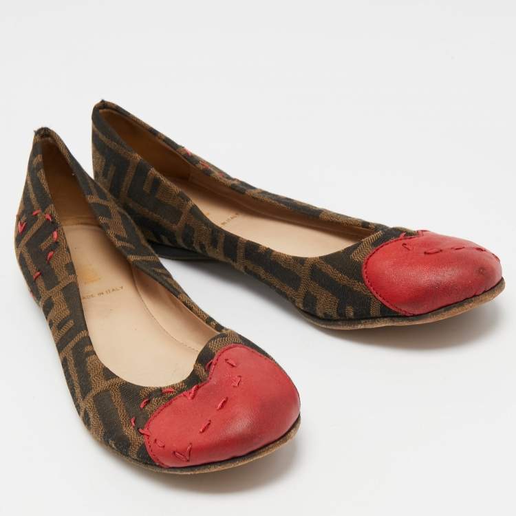 Pre Owned Fendi Brown/Red Zucca Canvas Heart Cap Toe Ballet Flats Size 37