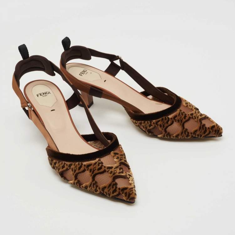 مملوكة مسبقًا Fendi Brown Velvet and Mesh Colibri Pumps Size 41