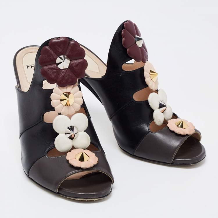 Pre Owned Fendi Black Leather Flowerland Mules Size 38