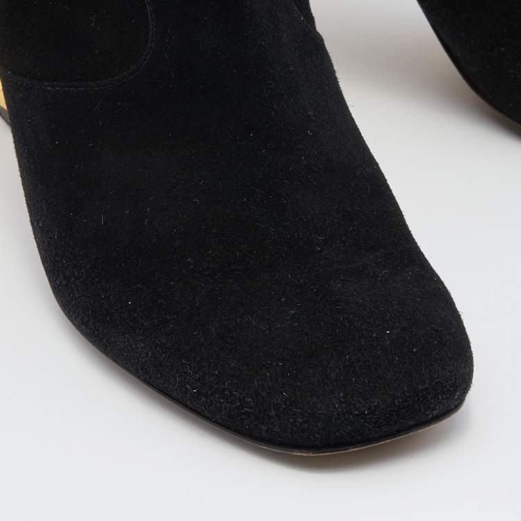 مملوكة مسبقًا Fendi Black Suede Studded Heel Ankle Length Boots Size 38