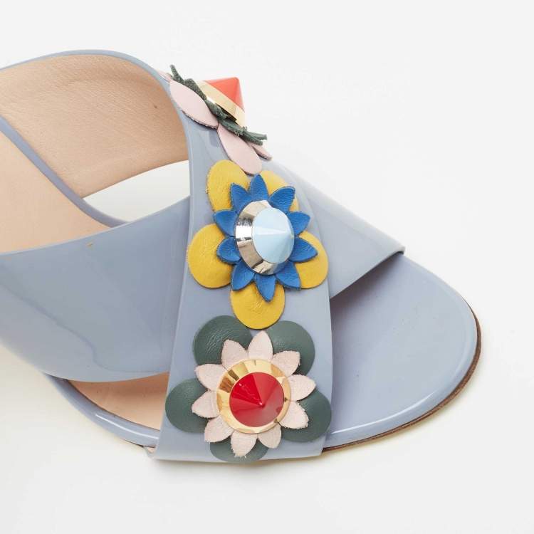 Pre Owned Fendi Light Blue Patent Leather Flowerland Slide Sandals Size 37