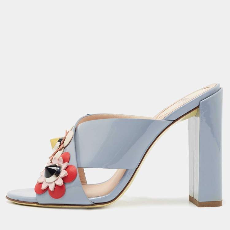 Pre Owned Fendi Light Blue Patent Leather Flowerland Slide Sandals Size 37