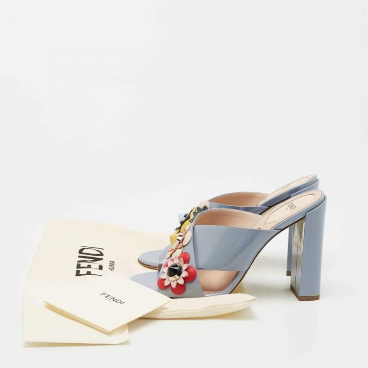 Pre Owned Fendi Light Blue Patent Leather Flowerland Slide Sandals Size 37