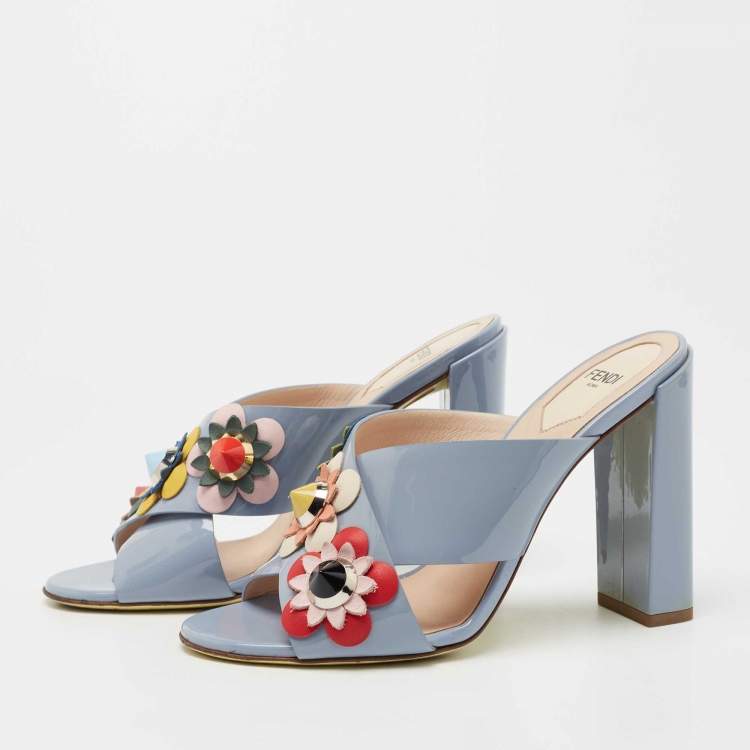 Pre Owned Fendi Light Blue Patent Leather Flowerland Slide Sandals Size 37