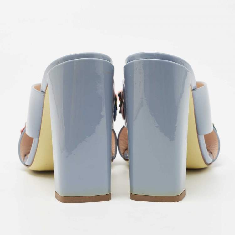 Pre Owned Fendi Light Blue Patent Leather Flowerland Slide Sandals Size 37