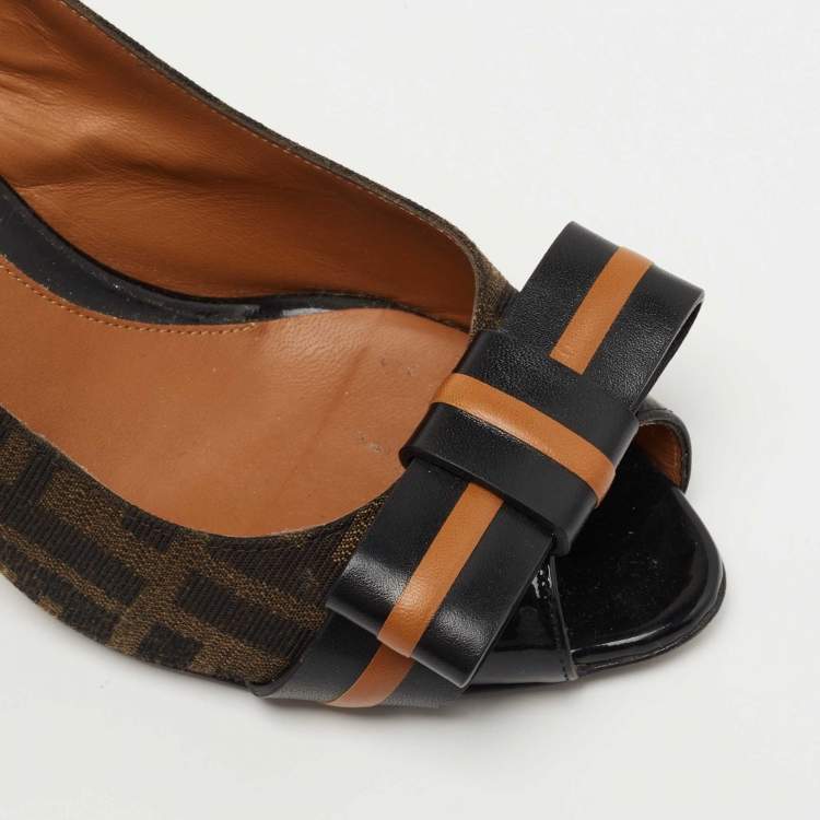 مملوكة مسبقًا Fendi Brown/Black Zucca Canvas and Leather Bow Peep Toe Slingback Pumps Size 38