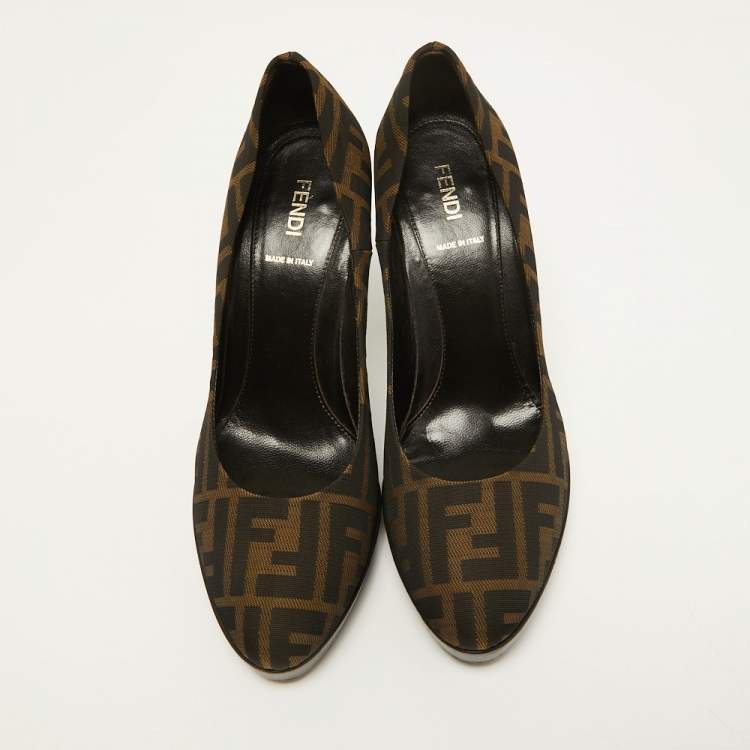 Pre Owned Fendi Two Tone Zucca Canvas Platform Pumps Size 39
