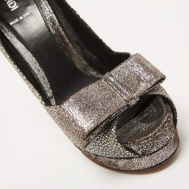 Pre Owned Fendi Metallic Brocade Fabric Bow Deco Peep Toe Platform Pumps Size 39