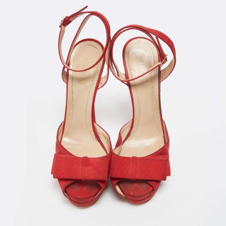 Pre Owned Fendi Red Fabric Bow Ankle Strap Platform Sandals Size 40
