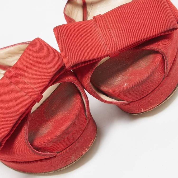 Pre Owned Fendi Red Fabric Bow Ankle Strap Platform Sandals Size 40
