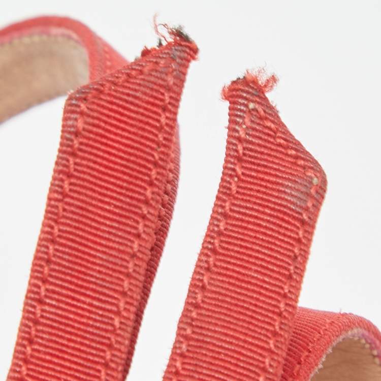 Pre Owned Fendi Red Fabric Bow Ankle Strap Platform Sandals Size 40