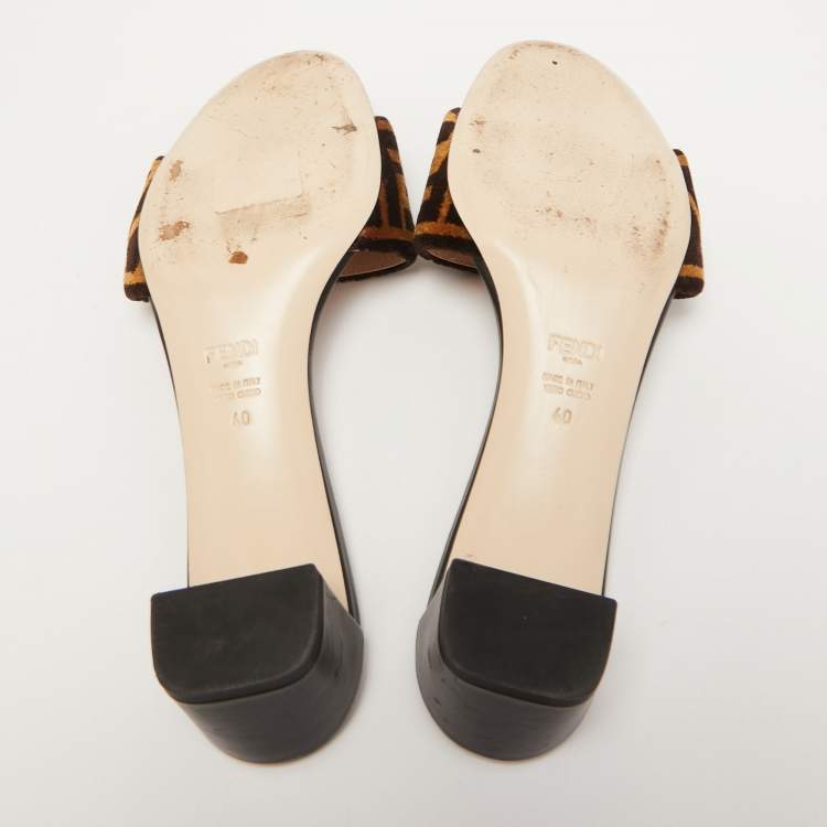 Pre Owned Fendi Two Tone Zucca Velvet Slide Sandals Size 40