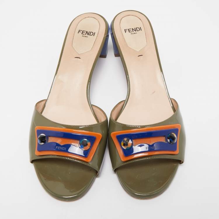 Pre Owned Fendi Army Green Patent Leather Slide Sandals Size 37