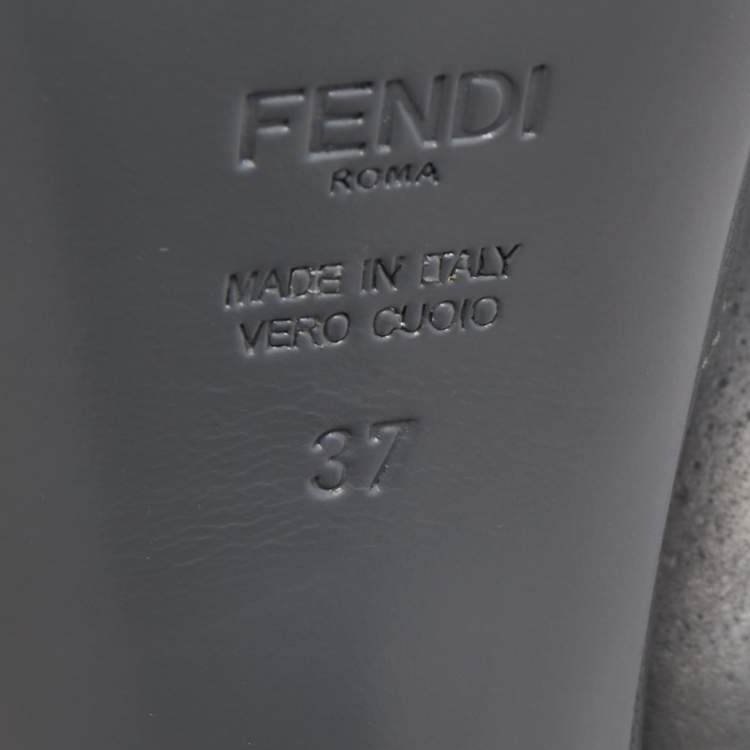 مملوكة مسبقًا Fendi Grey Leather Platform Ankle Strap Sandals Size 37