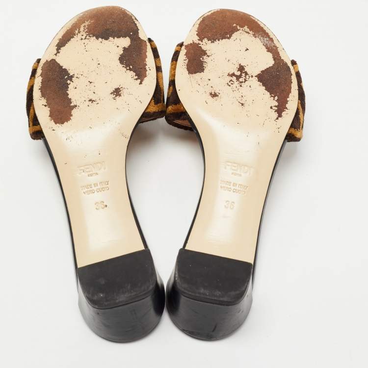 Pre Owned Fendi Brown Zucca Velvet Open-Toe Slide Sandals Size 36