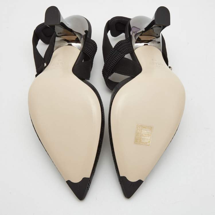 Pre Owned Fendi Black Perforated Leather and Fabric Colibri Pumps Size 40