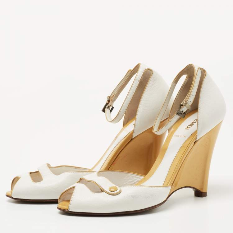 مملوكة مسبقًا Fendi White/Yellow Leather Ankle Strap Wedge Sandals Size 37