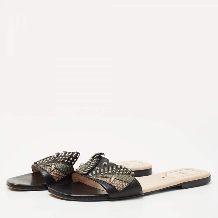 مملوكة مسبقًا Fendi Black Leather Studded Flat Slides Size 40