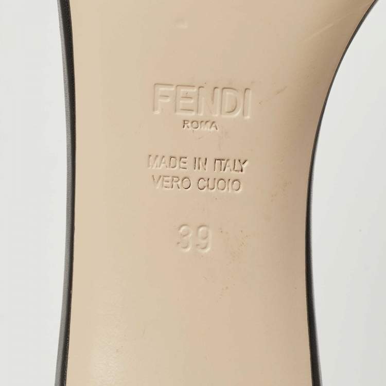 مملوكة مسبقًا Fendi Brown Velvet FF Logo Slide Sandals Size 39
