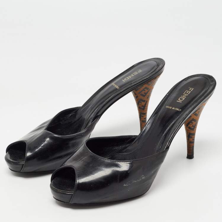 Pre Owned Fendi Black Patent Leather FF Superstar Peep-Toe Mule Size 39