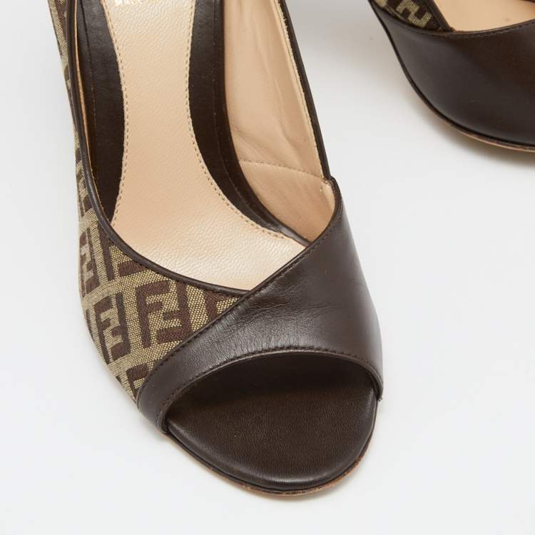 مملوكة مسبقًا Fendi Brown Zucchino Fabric and Leather Peep Toe Pumps Size 35