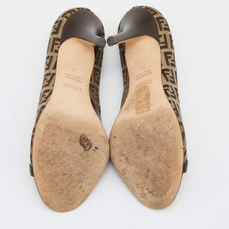 مملوكة مسبقًا Fendi Brown Zucchino Fabric and Leather Peep Toe Pumps Size 35