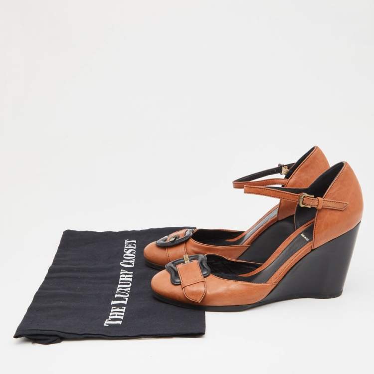 Pre Owned Fendi Brown Leather Buckle Detail Ankle Strap Wedge Pumps Size 40