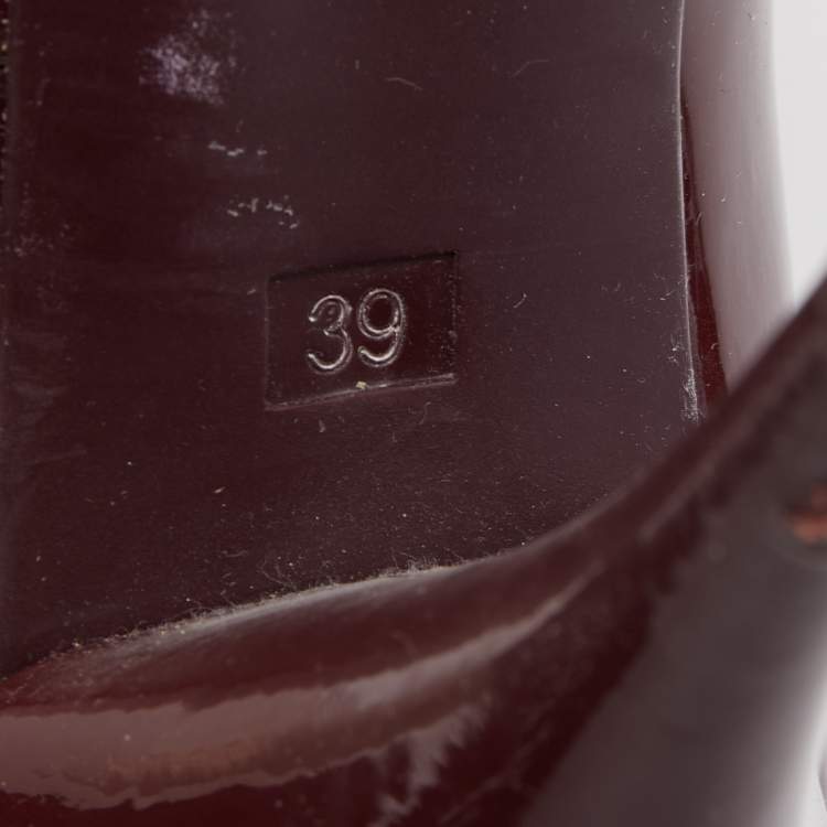 Pre Owned Fendi Burgundy Patent Leather Round Toe Platform Pumps Size 39