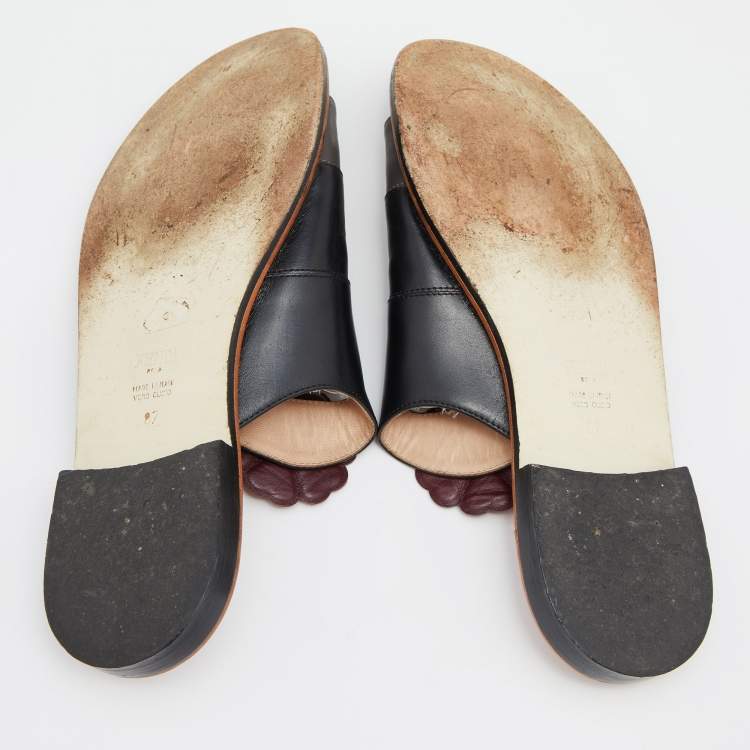 Pre Owned Fendi Black Leather Floral Applique Flat Mules Size 37