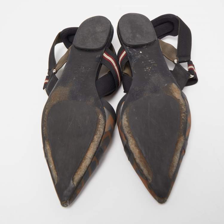 Pre Owned Fendi Black Mesh and Fabric Colibri Slingback Flat Sandals Size 40