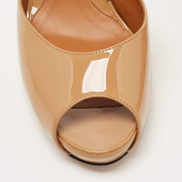 Pre Owned Fendi Brown Patent Leather Peep Toe Slide Sandals Size 39.5 