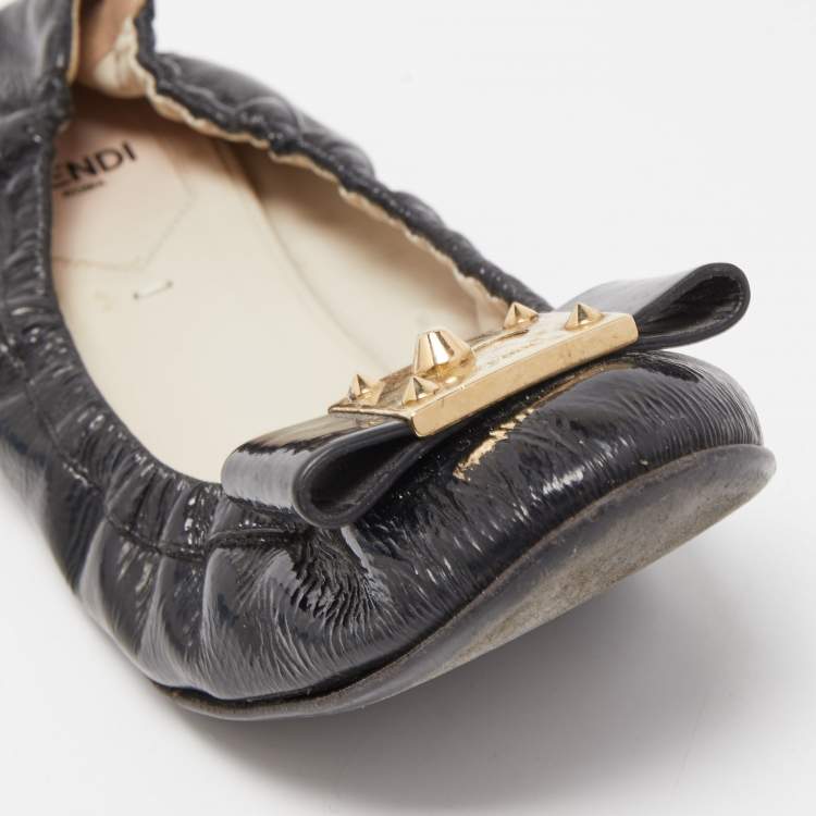 Pre Owned Fendi Black Patent Leather Bow Detail Scrunch Ballet Flats Size 37