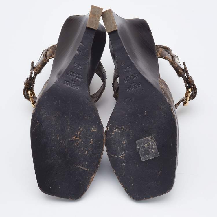 مملوكة مسبقًا Fendi Brown Zucca Coated Canvas Motif Logo Wedge Ankle Strap Sandals Size 36.5