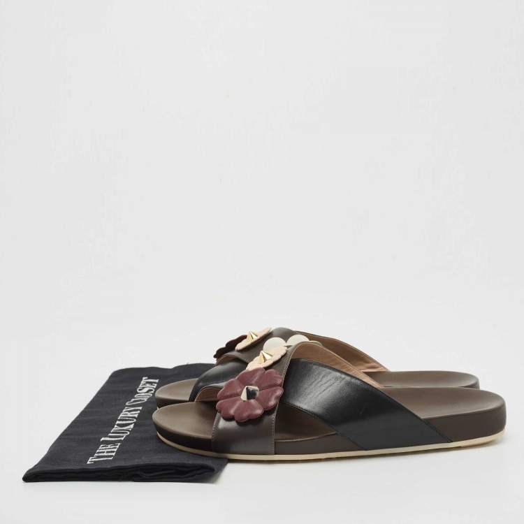 Pre Owned Fendi Black/Brown Leather Flowerland Stud Criss Cross Flat Slides Size 41
