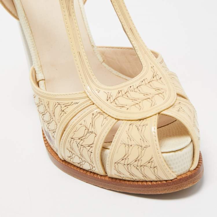 Pre Owned Fendi Cream/White Laser Cut Leather Block Heel Sandals Size 39