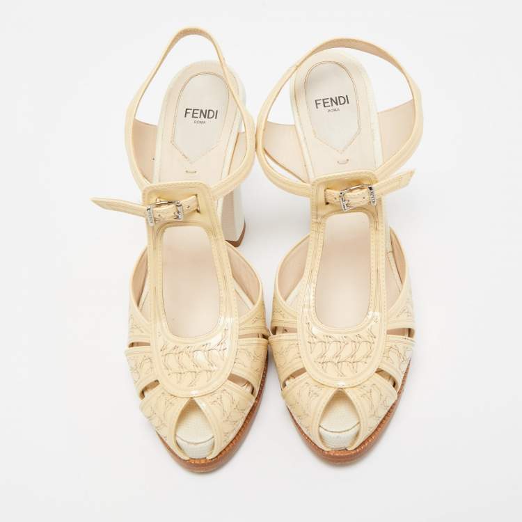 Pre Owned Fendi Cream/White Laser Cut Leather Block Heel Sandals Size 39
