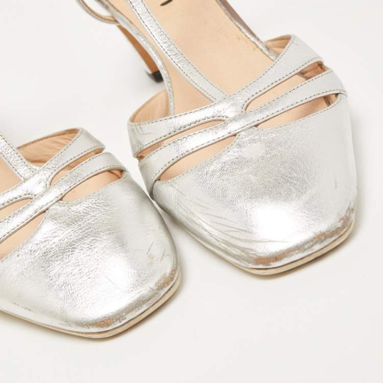 Pre Owned Fendi Silver Leather T-Strap Pumps Size 36