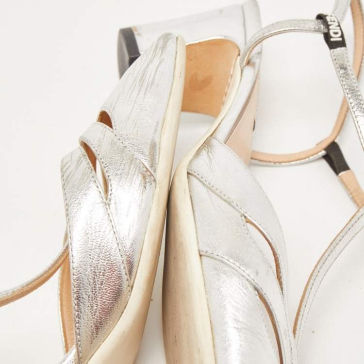 Pre Owned Fendi Silver Leather T-Strap Pumps Size 36