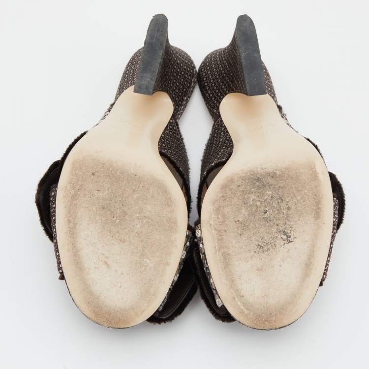 مملوكة مسبقًا Fendi Brown Fabric Knotted Slide Sandals Size 38.5