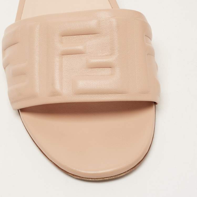 Pre Owned Fendi Beige Leather FF Flat Slides Size 39