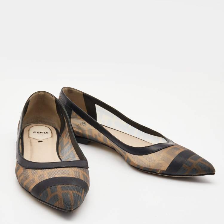 مملوكة مسبقًا Fendi Brown/Black Zucca Mesh and Leather Colibri Ballet Flats Size 37