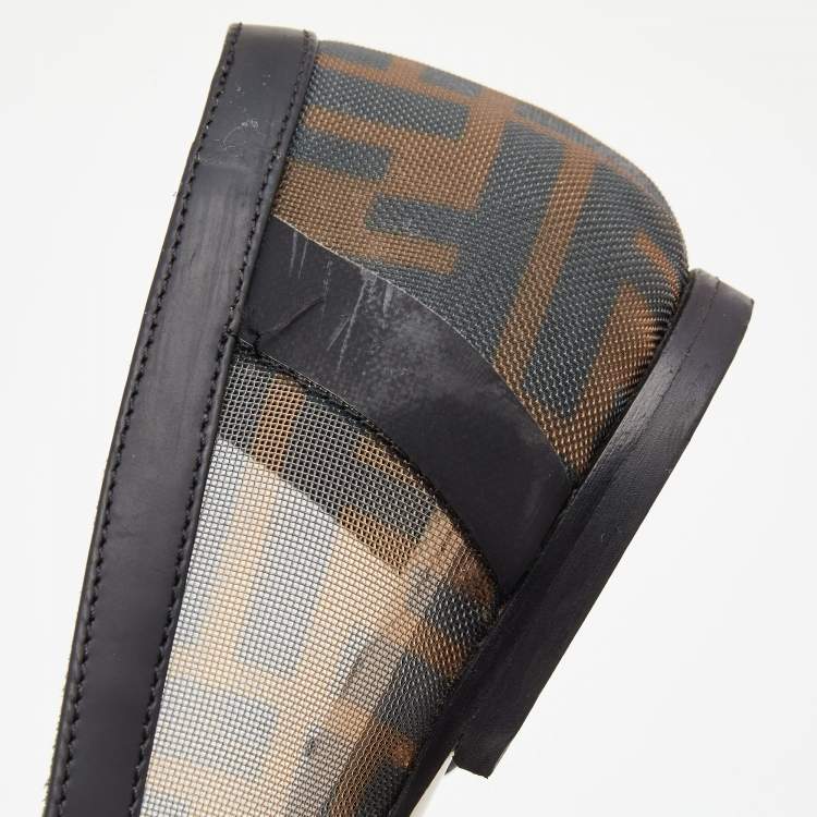 مملوكة مسبقًا Fendi Brown/Black Zucca Mesh and Leather Colibri Ballet Flats Size 37