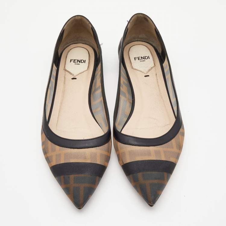 مملوكة مسبقًا Fendi Brown/Black Zucca Mesh and Leather Colibri Ballet Flats Size 37