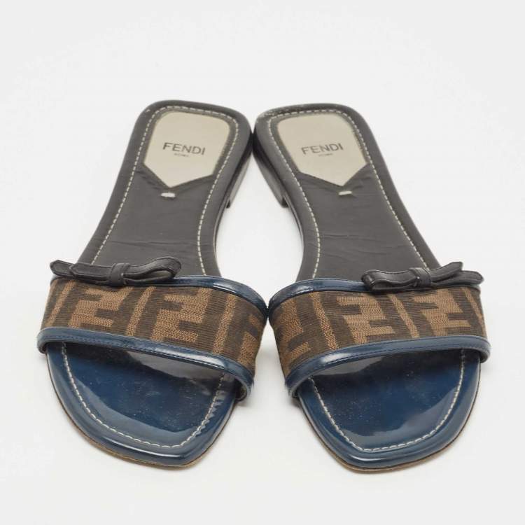 Pre Owned Fendi Brown/Navy Blue Zucca Canvas and Leather Bow Flat Slides Size 40