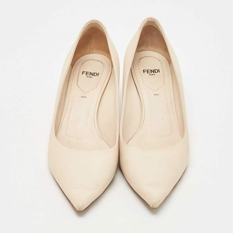 Pre Owned Fendi Beige Leather Pointed Toe Pumps Size 36