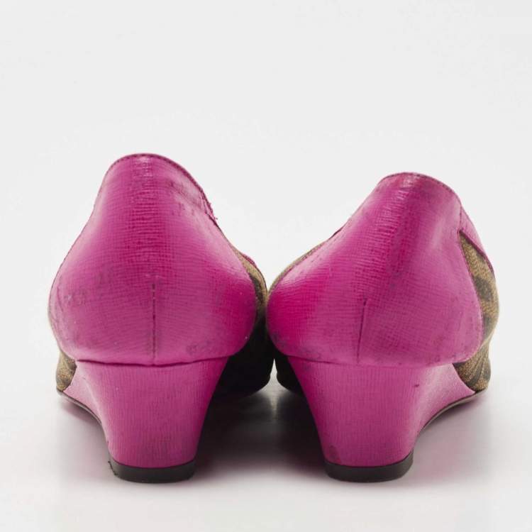 Pre Owned Fendi Brown/Pink Zucca Canvas and Leather Bow Wedge Pumps Size 37.5
