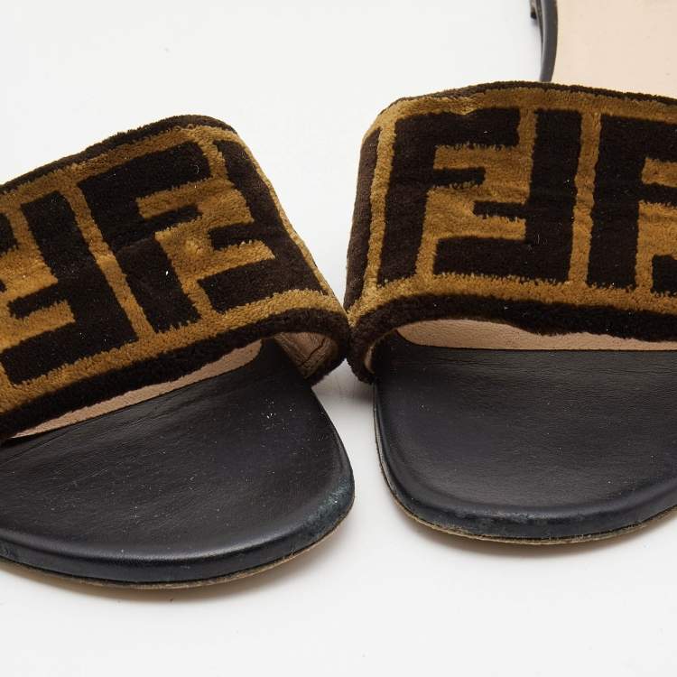 Pre Owned Fendi Two Tone Zucca Velvet Flat Slides Size 38